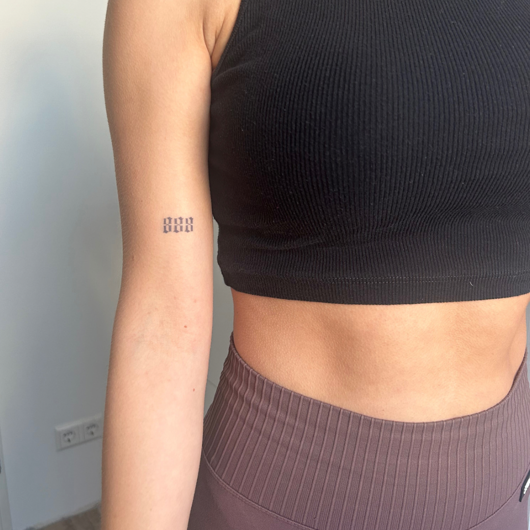 Tijdelijke tattoo 888